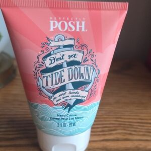 Perfectly Posh Coral and Aqua Hand Crème